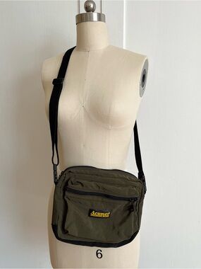 Acumer Outdoor Crossbody Bag